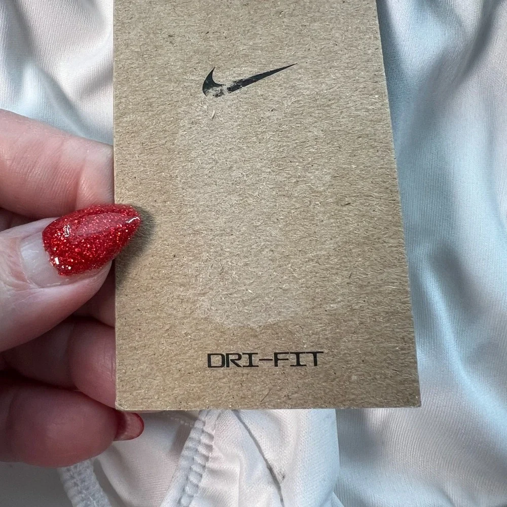 Nike Kids Shorts XS  Dri-Fit Green Standard Fit Running Athletic NWT Retail $25 - Picture 11 of 12